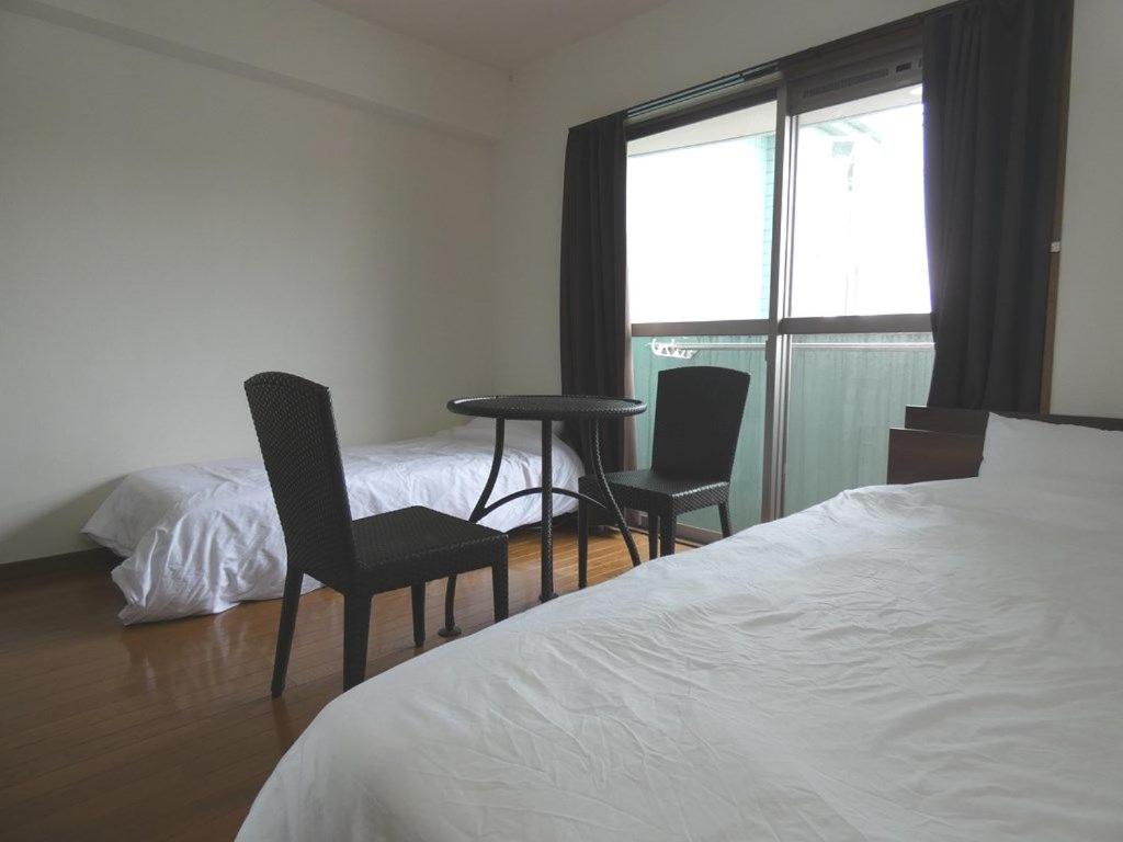 Ao Dazaifu Aparthotel Chikushino Exteriör bild